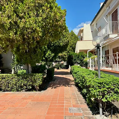 Cecilia - Casa Al Mare Apartment *